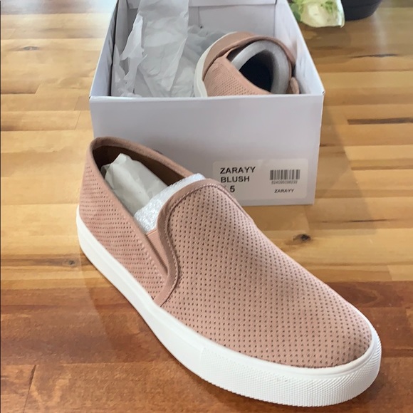 steve madden blush slip on sneakers